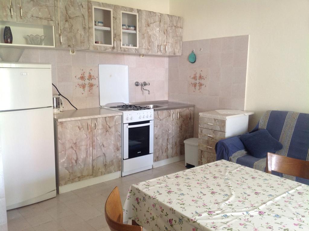 Apartments Radulovic Biograd Na Moru Room photo